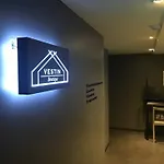 Vestin Boutique Myeongdong
